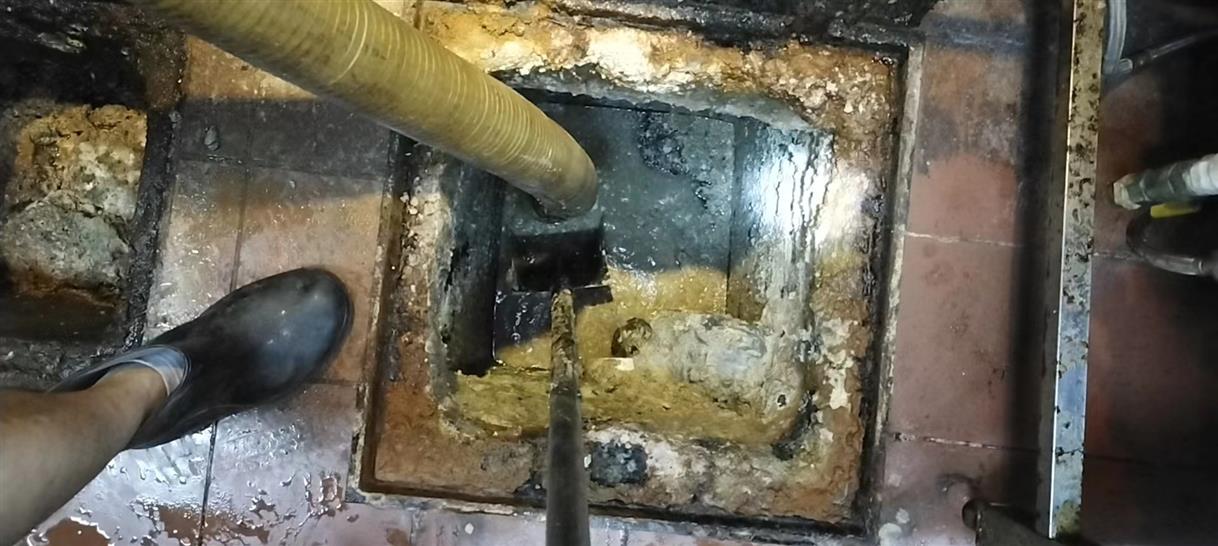 双滦污水池清理一般都有毒气，怎么预防中毒呢？