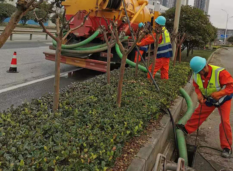 双滦市政管道清淤